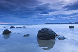New Zealand, South Island, Otago, Moeraki, Moeraki Boulders also known as Te Kaihinaki