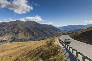New Zealand, South Island, Otago, Cardrona-area, Crown Range Road, highest asphalt