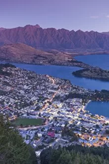 Images Dated 1st March 2016: New Zealand, South Island, Otago, Queenstown, elevated town view with The Remarkables