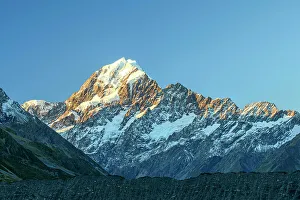 Southern Alps Prints: New Zealand, South Island, Southern Alps, Mount Cook National Park, Aoraki