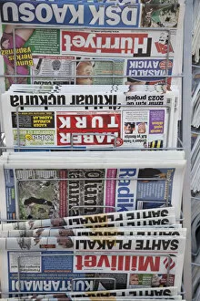 Images Dated 25th May 2011: Newspapers, Istanbul, Turkey