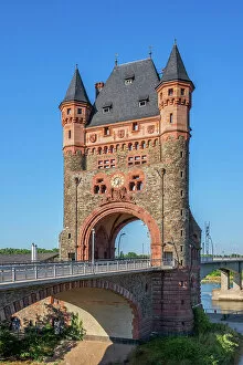 Images Dated 18th July 2022: Nibelungentower on the Nibelungen bridge, Worms, Rhineland-Palatinate, Germany