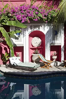 Images Dated 10th June 2009: Nicaragua, Granada, Swimming pool at Hotel Colonial