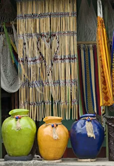 Images Dated 18th May 2009: Nicaragua, San Juan de Oriente, Pueblo Blanco, Artestians, Pottery
