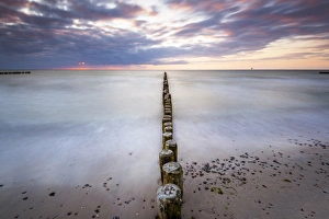 Images Dated 17th July 2017: Nienhagen, Rostock district, Baltic coast, Mecklenburg-Western Pomerania, Germany