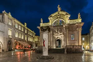 Images Dated 10th January 2018: Night view of Church of St. Blaise, Dubrovnik, Croatia