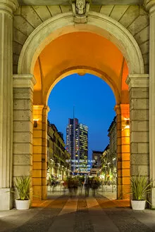 Images Dated 18th May 2015: Night view of Corso Como night life area, Milan, Lombardy, Italy