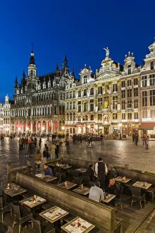 Brussels Collection: Night view of Grand Place with Maison du Roi and other guildhalls, Brussels, Belgium