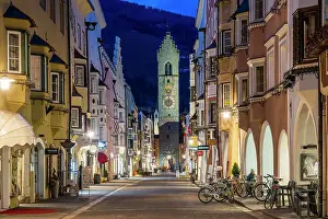 Night view of the main street with Zwolferturm medieval tower in the background, Sterzing-Vipiteno, Trentino-Alto Adige/Sudtirol, Italy