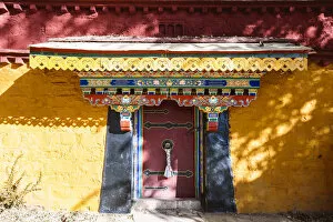 Images Dated 14th March 2017: Norbulingka summer palace, Lhasa, Tibet, China