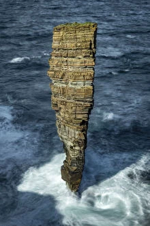 Images Dated 11th August 2020: North Gaulton Castle sea stack on the wild west coast of Mainland, Orkney Islands