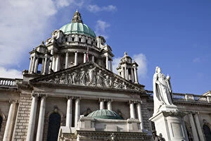 Images Dated 16th August 2010: Northern Ireland, Belfast, Donegall Square, Belfast City Hall