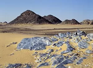 Sudan Gallery: The Northern or Libyan Desert in northwest Sudan is