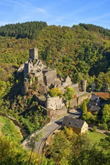Images Dated 5th October 2018: Oberburg and Niederburg castles, Manderscheid, Eifel, Rhineland-Palatinate, Germany