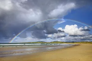 Ireland Gallery: Ocean coast with rainbow - Ireland, Donegal, Fanad, Rinboy, Ballyhiernan Bay