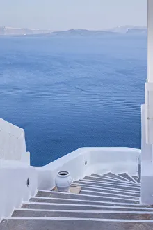 Mediterranean Collection: Oia, Santorini (Thira), Cyclades Islands, Greece