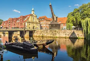 Lower Saxony Prints: Old harbor on the Ilmenau, in the background old crane and old department store