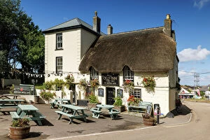 Images Dated 3rd October 2022: The Old Inn, Mullion, Cornwall, England, UK
