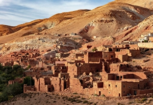Ouarzazate Prints: Old mud brick houses, Kasbah Ait Ben Haddou, near Ouarzazate, Morocco