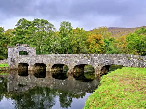 Images Dated 31st March 2023: Old Stone Bridge over Riverowenreagh, Killarney National Park, County Kerry, Ireland