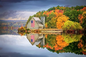 Patriotic Prints: Old Stone Church in West Boylston