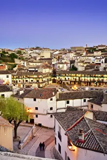 The old town of Chinchon with the 15-17th century Plaza Mayor at dusk. Castilla la Mancha