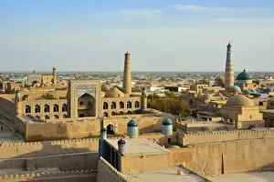 Images Dated 19th December 2017: The old town of Khiva (Itchan Kala), a Unesco World Heritage Site, seen from the Khuna