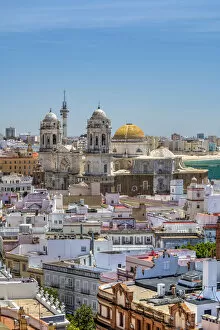 Images Dated 26th August 2021: Old town skyline with Cathedral, Cadiz, Andalusia, Spain
