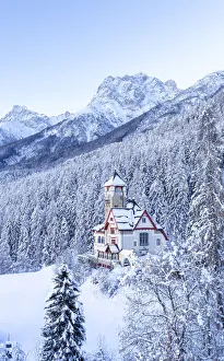 Luxurious Gallery: The old Villa Engiadina hotel after snowfall