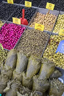 Images Dated 9th October 2020: Olives & stuffed vine leaves, Spice Bazaar, Istanbul, Turkey
