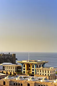Images Dated 17th August 2011: Oman, Muscat, Sultan Palace