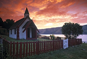 Akaroa Gallery: Onuku Marae