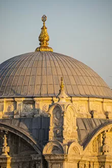 Images Dated 15th November 2019: Ortakoy Camii (Mosque), Ortakoy, Istanbul, Turkey