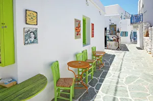 Outdoor Cafe Prints: Outdoor cafe, Chora, Folegandros Island, Cyclades Islands, Greece