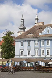 Outdoor Cafe Prints: Outdoor cafe in Piata Unirii, Timisoara, Banat, Romania