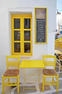 Cyclades Islands Collection: Outdoor restaurant, Chora, Serifos Island, Cyclades Islands, Greece