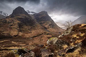Images Dated 12th June 2023: Overlooking the Pass of Glencoe and Three Sisters mountains, Glencoe, Scotland, UK