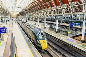 Images Dated 20th July 2022: Paddington Railway station, Paddington, London, England, UK