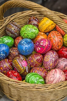 Images Dated 14th February 2020: Painted eggs Souvenirs, Kiev (Kyiv), Ukraine