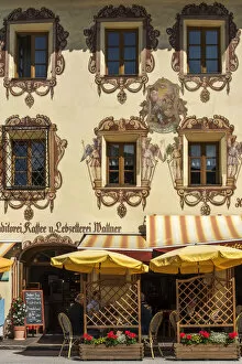 Pretty Gallery: Painted facade of a building in St. Wolfgang im Salzkammergut, Upper Austria, Austria