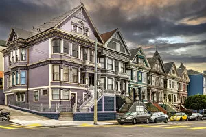 Images Dated 4th February 2021: Painted Ladies victorian houses, Haight-Ashbury, San Francisco, California, USA