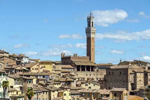 Images Dated 30th August 2019: Palazzo Pubblico and Torre del Mangia, UNESCO World Heritage Site, Siena, Tuscany