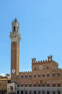 Palazzo Pubblico and Torre del Mangia on Piazza del Campo, UNESCO World Heritage Site
