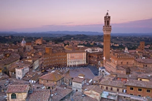 Palazzo Publico & Piazza del Campo, Siena, Tuscany, Italy
