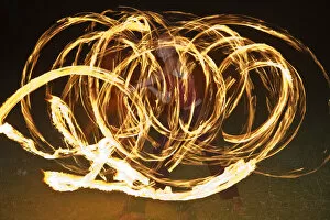 Images Dated 28th March 2008: Panama, Comarca de Kuna Yala, San Blas Islands, Isla Tigre, Fire dancing