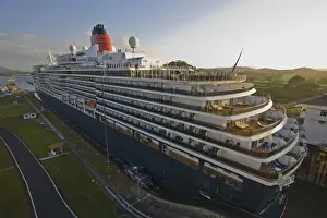 Panama, Panama Canal, Queen Victoria cruise ship on its maiden World Cruise transitting
