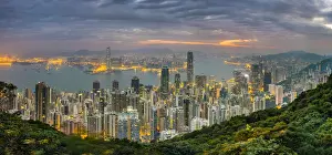 Central Prints: Panoramic view of Hong Kong skyline at dawn from Lugard Road on Victoria Peak, Hong