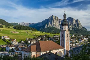 Nice Gallery: Panoramic view over the mountain village of Castelrotto Kastelruth, Alto Adige or