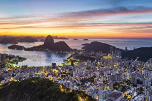 Images Dated 22nd March 2016: Pao Acucar or Sugar loaf mountain and the bay of Botafogo, Rio de Janeiro, Brazil