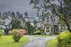 Park of the Ardanaiseig Castle Hotel, Kilchrenan, Aryll and Bute, Scotland, Great Britain